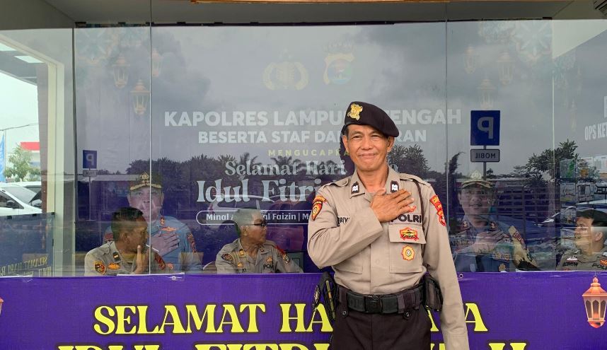 Aiptu Supriyanto dapat Hadiah Sekolah Perwira Usai Kembalikan Uang Milik Pemudik Rp100 Juta